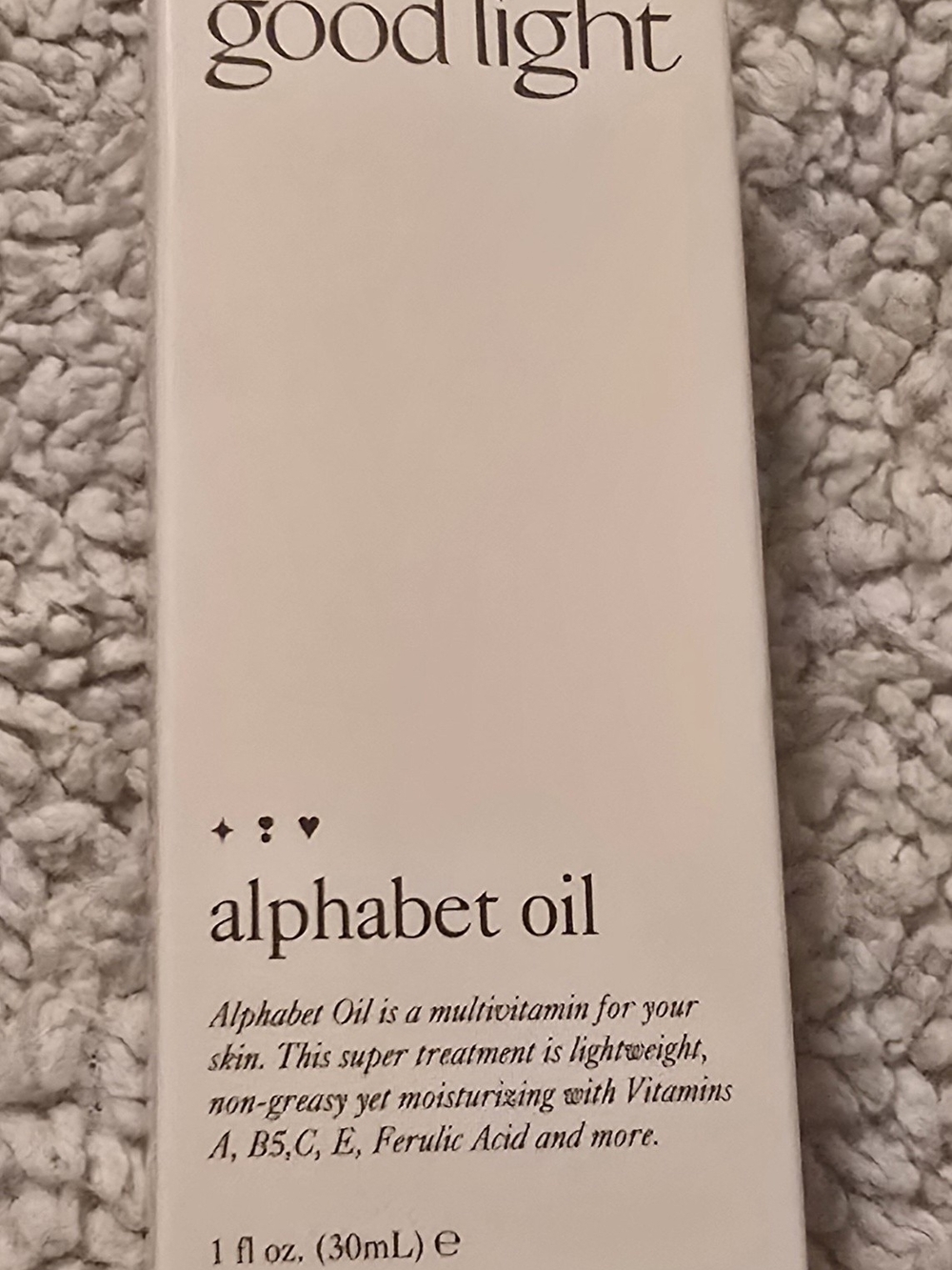 Alphabet Oil Lightweight Multivitamin Facial Oil — White